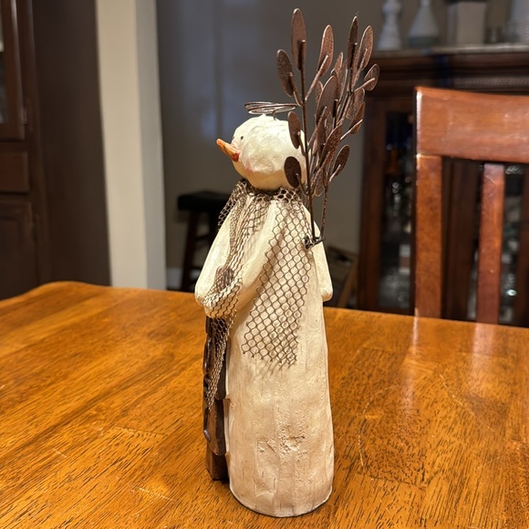 unbranded Christmas snowman statue. - Picture 3 of 6